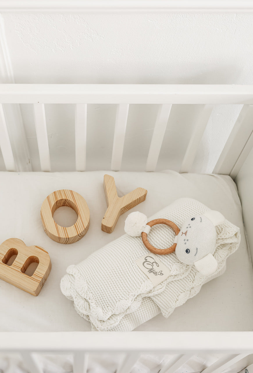 Organic cotton baby blankets by Effiki in ivory