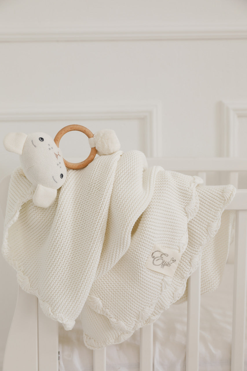 Organic cotton baby blankets by Effiki in ivory